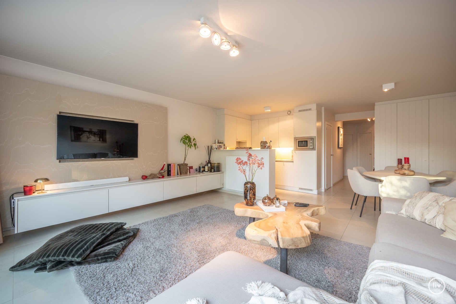 Portes ouvertes le samedi 21/02 - 13h-15h (Knokkestraat 478) : Appartement avec jardin, prêt à emménager et récemment construit (2007) à distance de marche de la digue de Duinbergen et de Duinenwater, 