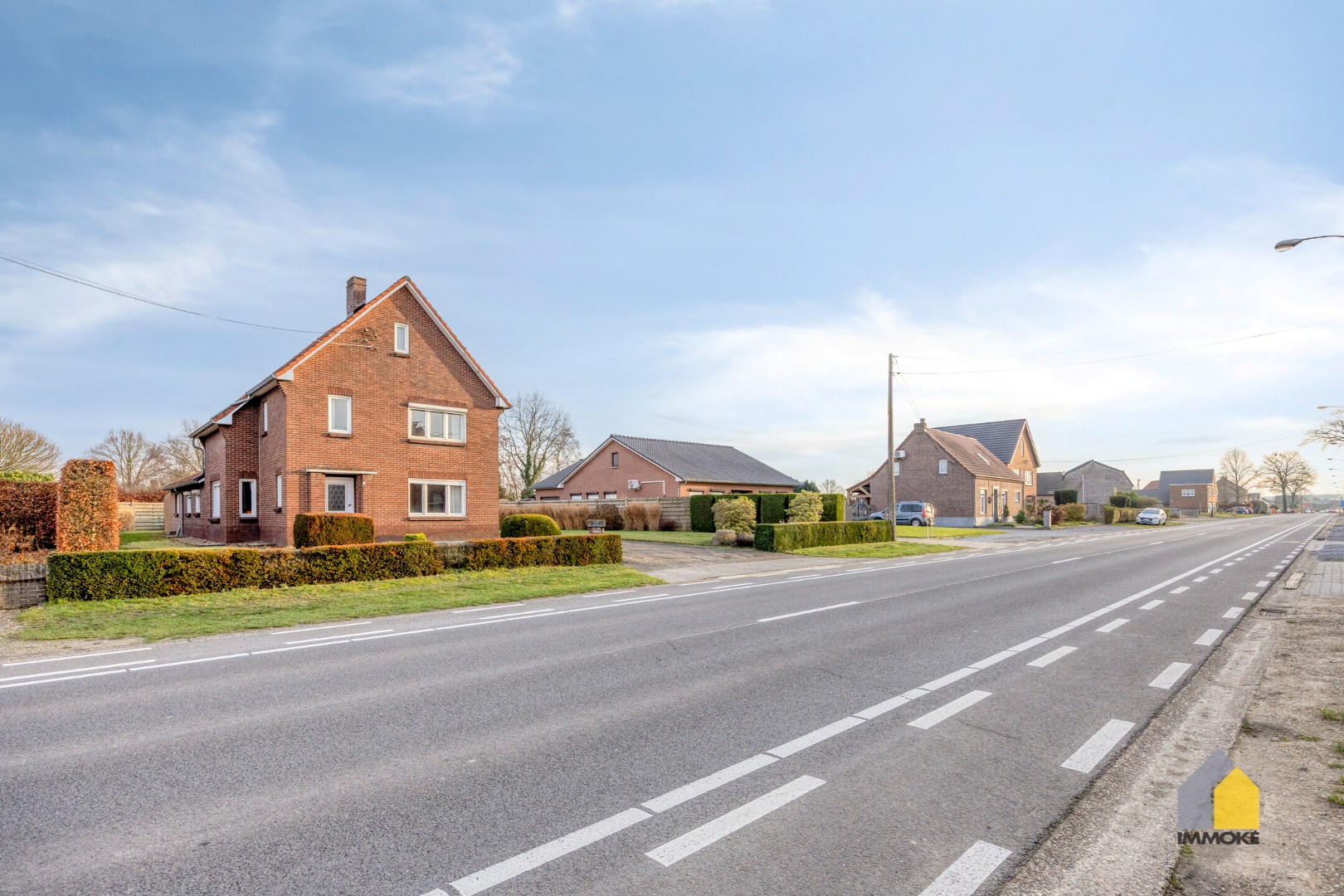 Op te frissen woning met 4 slpk op ruim perceel van 9 a 78 ca. 