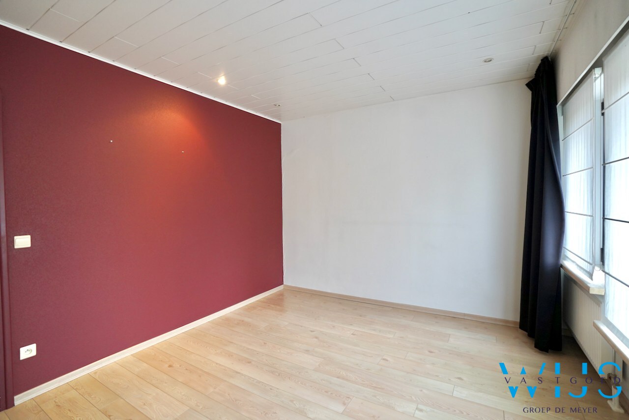 Instapklaar appartement in hartje Ertvelde ! 