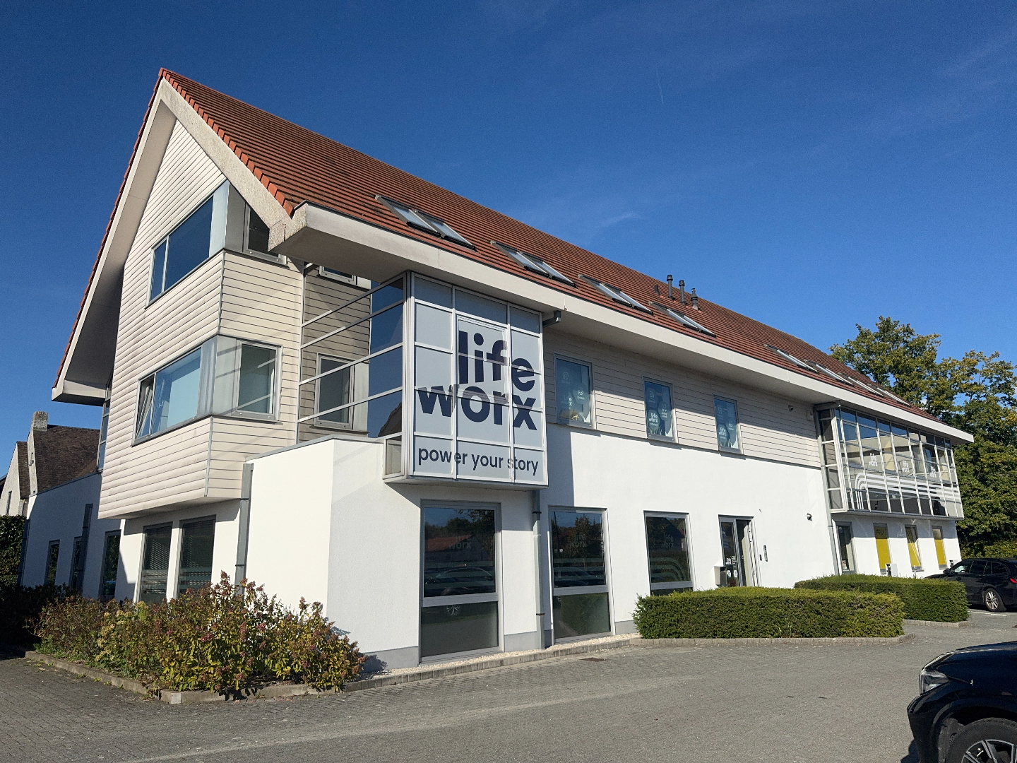 Kantoorgebouw te koop op toplocatie in Sint-Martens-Latem