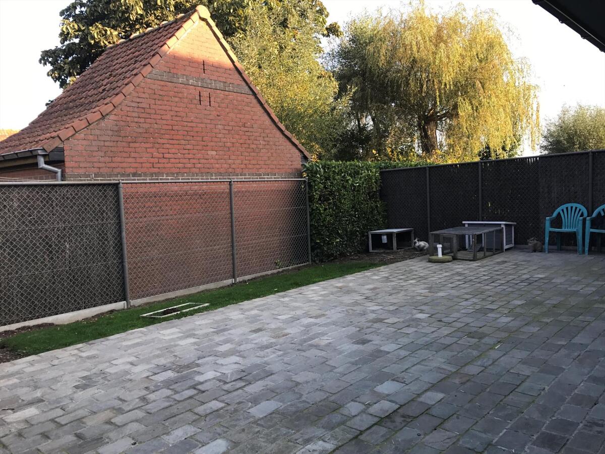 Recente woning (2012) met 3 slaapkamers 
