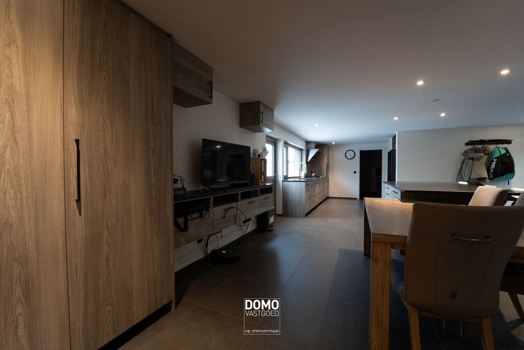 Industriehal op een perceeloppervervlakte van 28 are te Halen - bruikbare vloeroppervlakte 580m² 