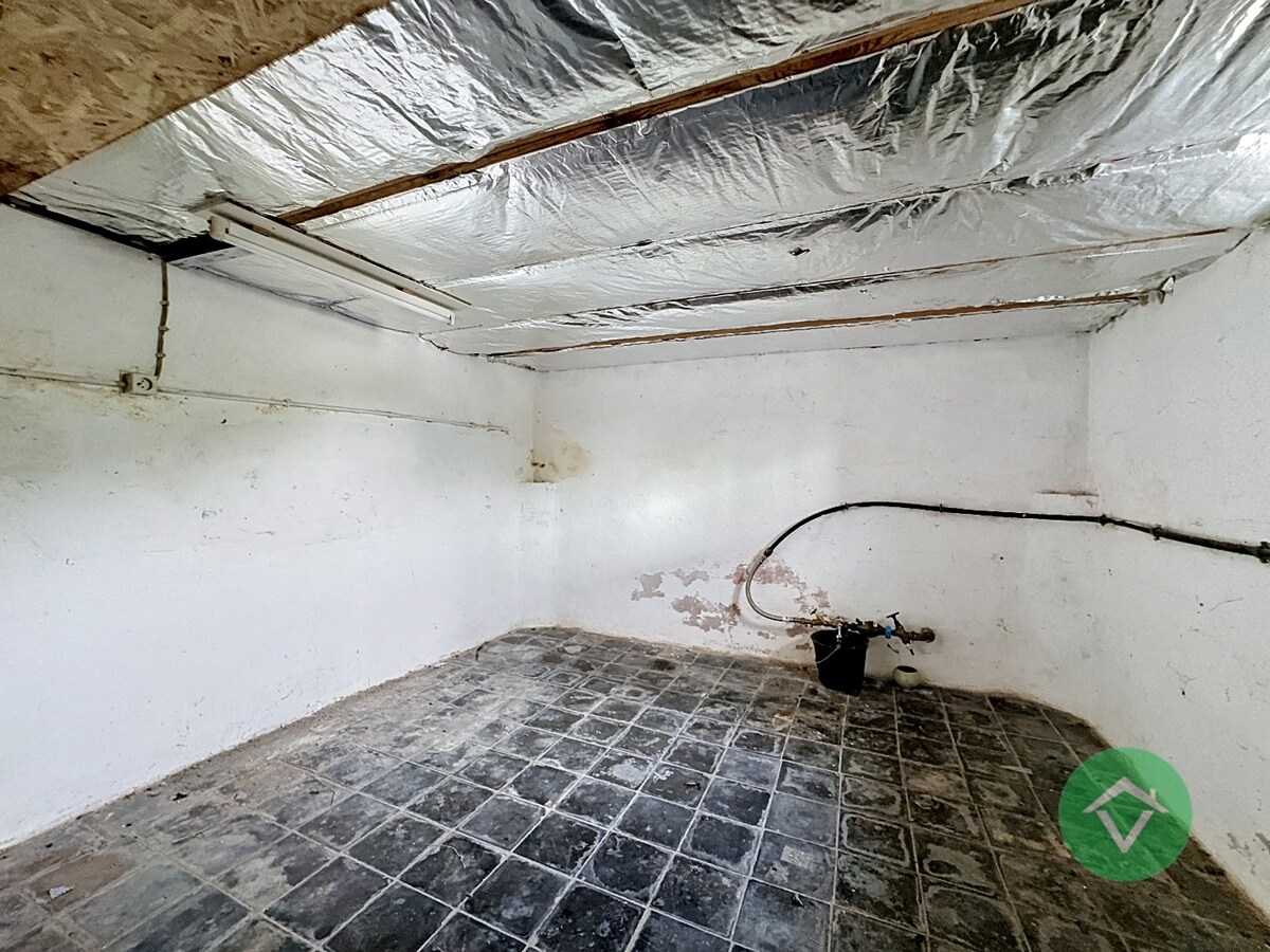 Woning met 3 slaapkamers en garage te Koekelare 