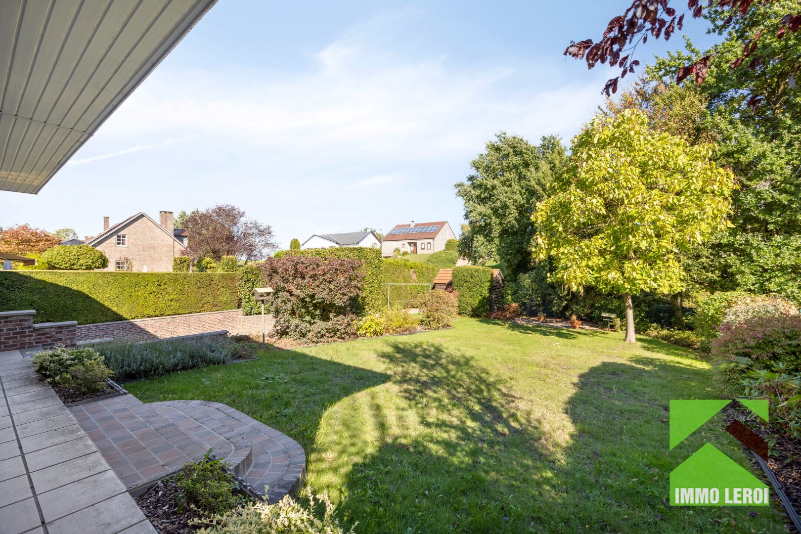 Zicht tuin vanaf terras