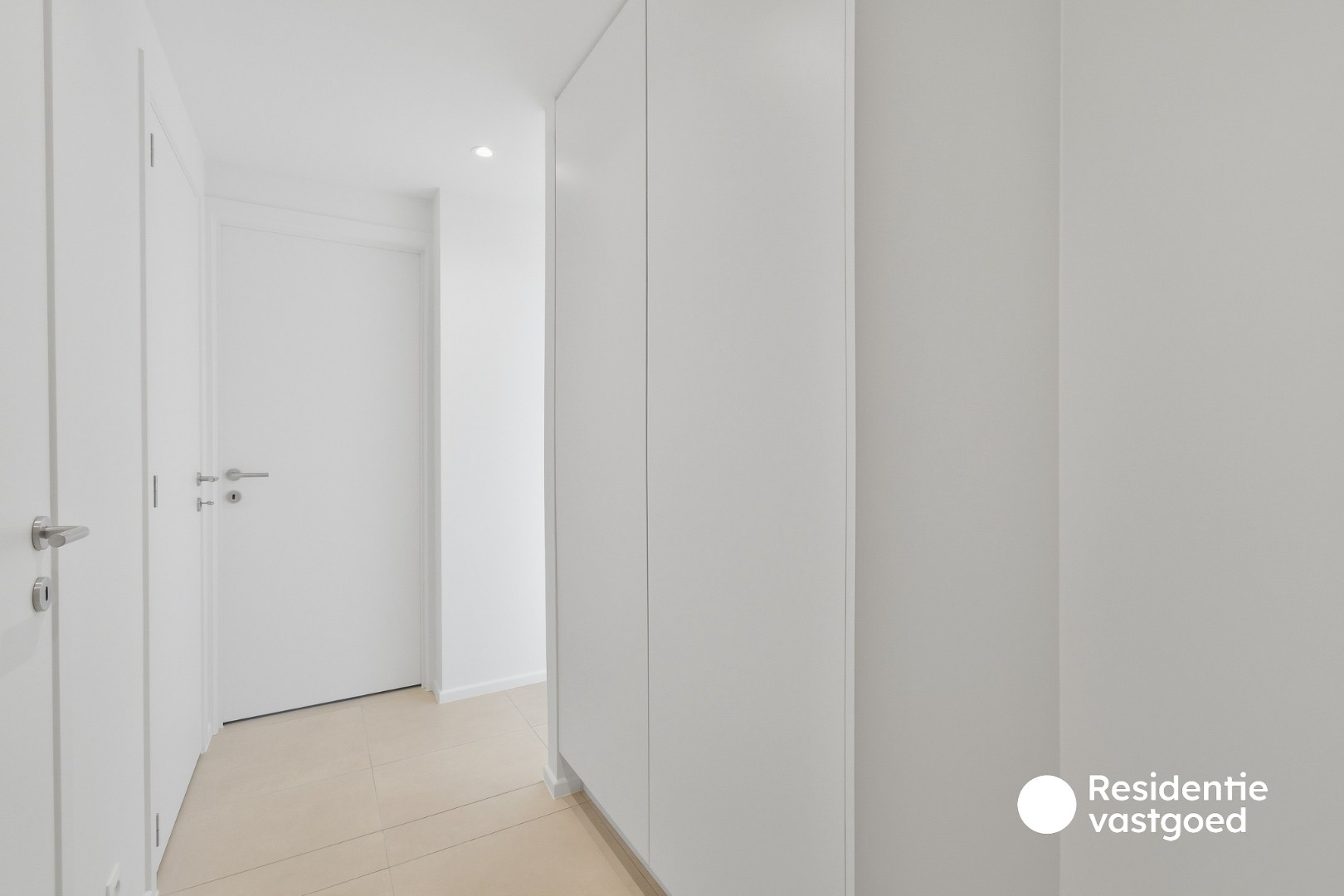 Gemeubeld, nieuw en stijlvol appartement aan het kanaal Plassendale - Nieuwpoort 