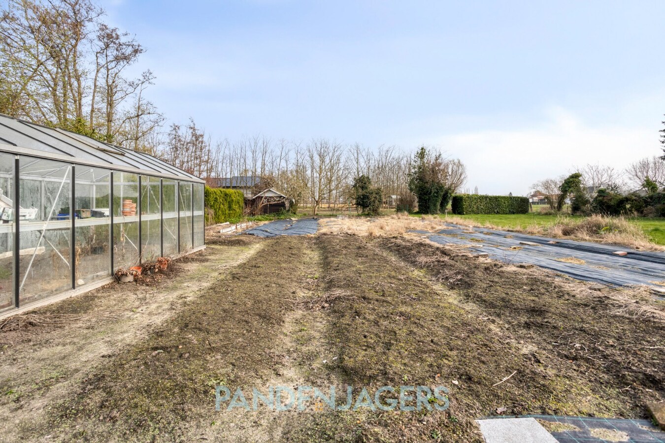 Ruime open bebouwing met bijgebouw te Duffel 