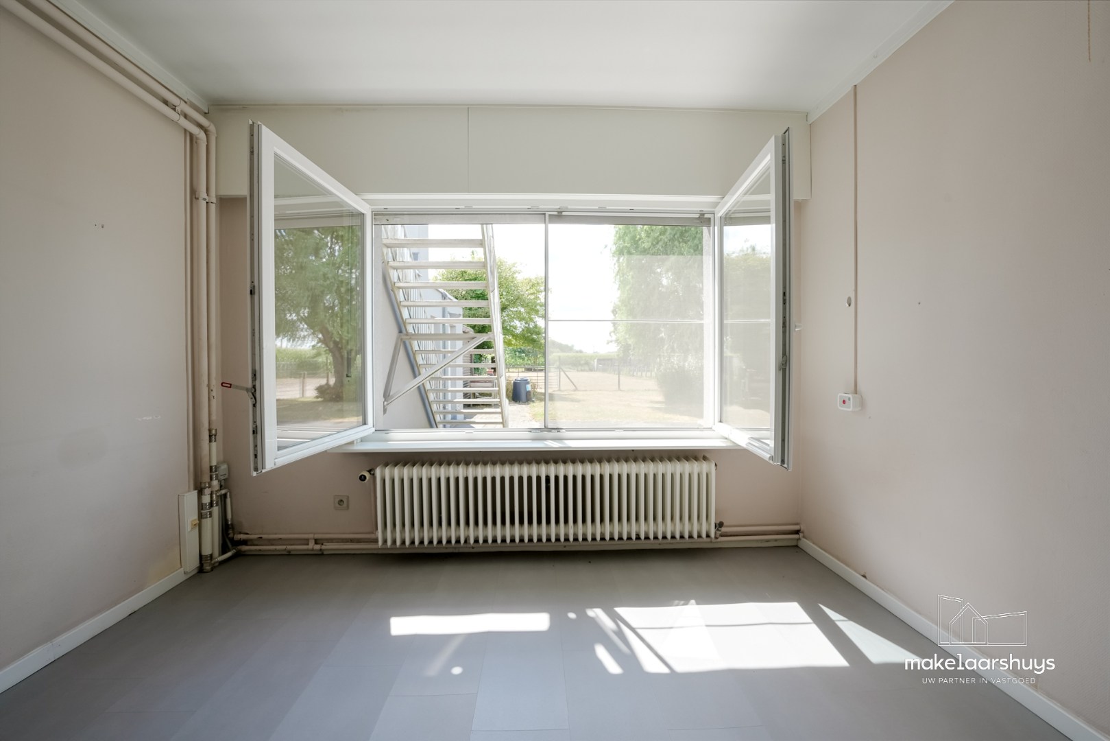 Voormalig woon &amp; gezondheids/welzijnsinstelling te Bellem 