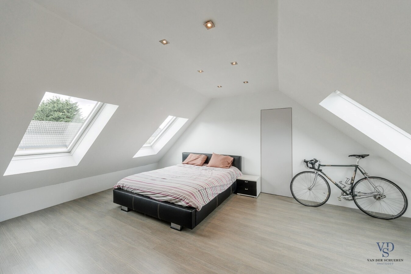 Moderne, energiezuinige (EPC label A) vernieuwbouw 