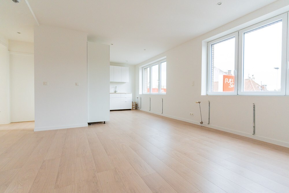 Appartement fraîchement rénové deux chambres 