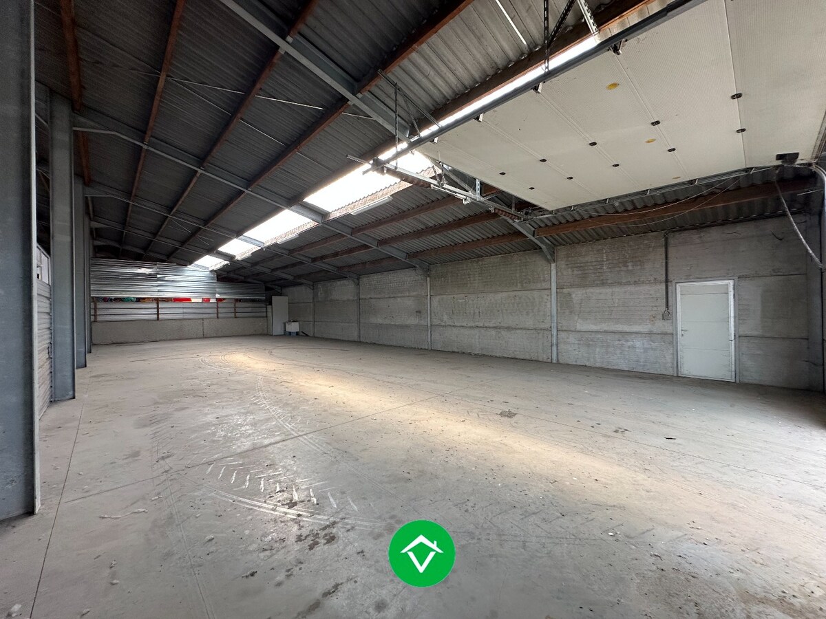 Opslagruimte van 250m² te huur in Diksmuide 