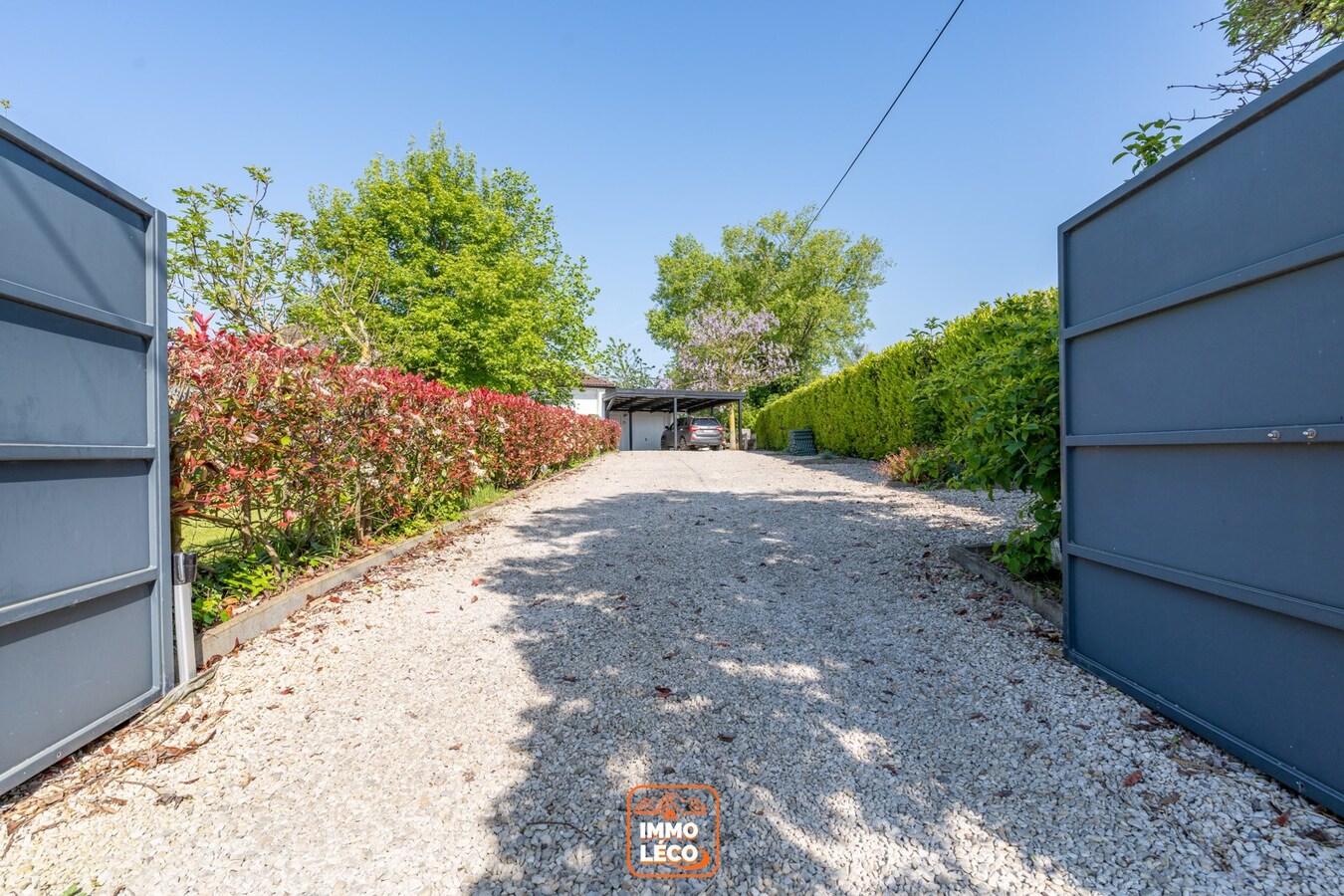 Superbe propriété « semi plain-pied » érigée sur une parcelle de 1823m2, COUP DE COEUR ABSOLU ! 