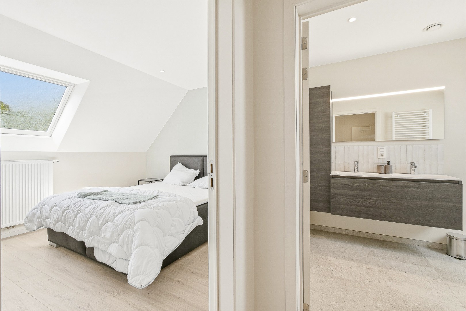 Uiterst energiezuinige instapklare rijwoning met 3 slaapkamers 