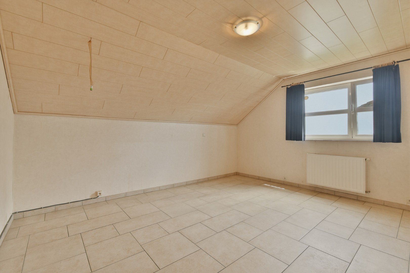 Ruime alleenstaande woning te huur in landelijk Ichtegem 
