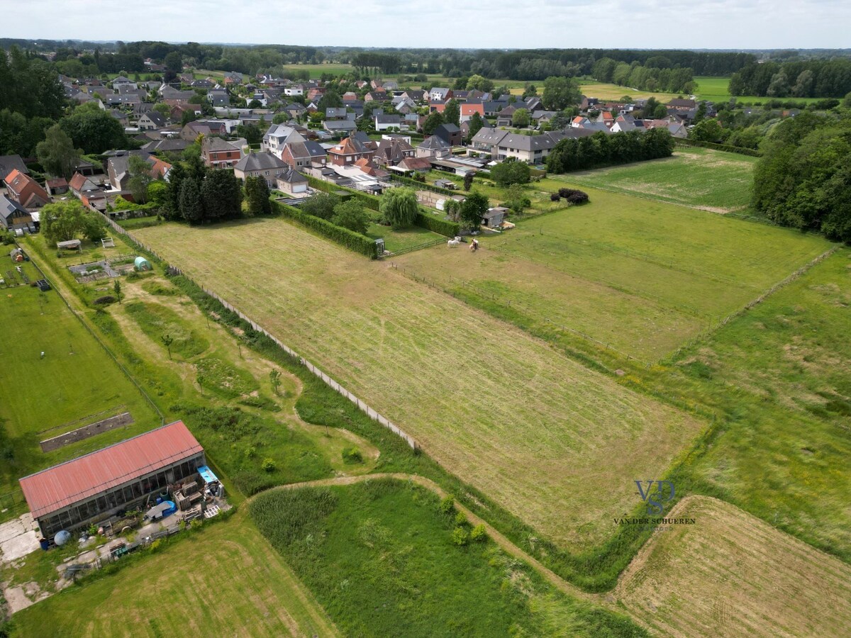 Wonen op meer dan 5.500 m² in Kwenenbos. 