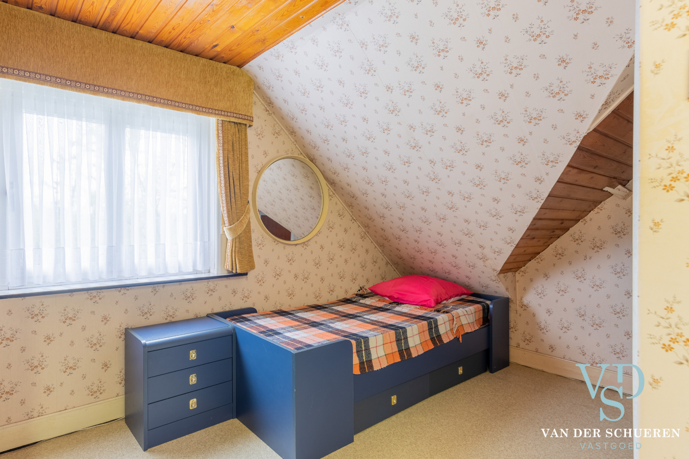 Exceptioneel gelegen eigendom in Makkegem. 