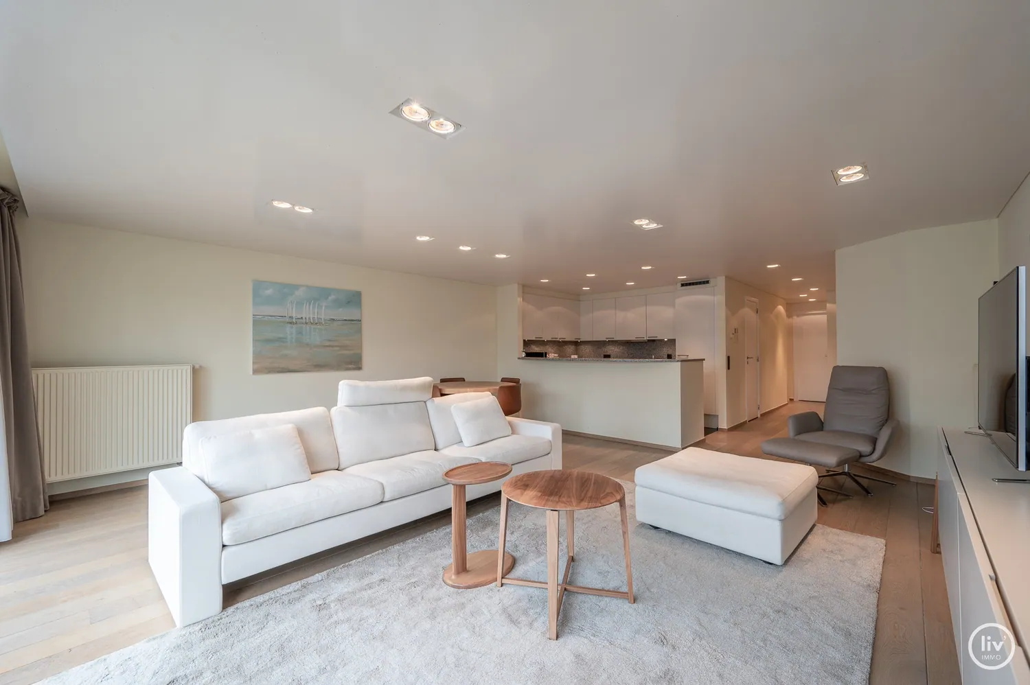 Prachtig ruim appartement centraal gelegen op de Lippenslaan te Knokke.