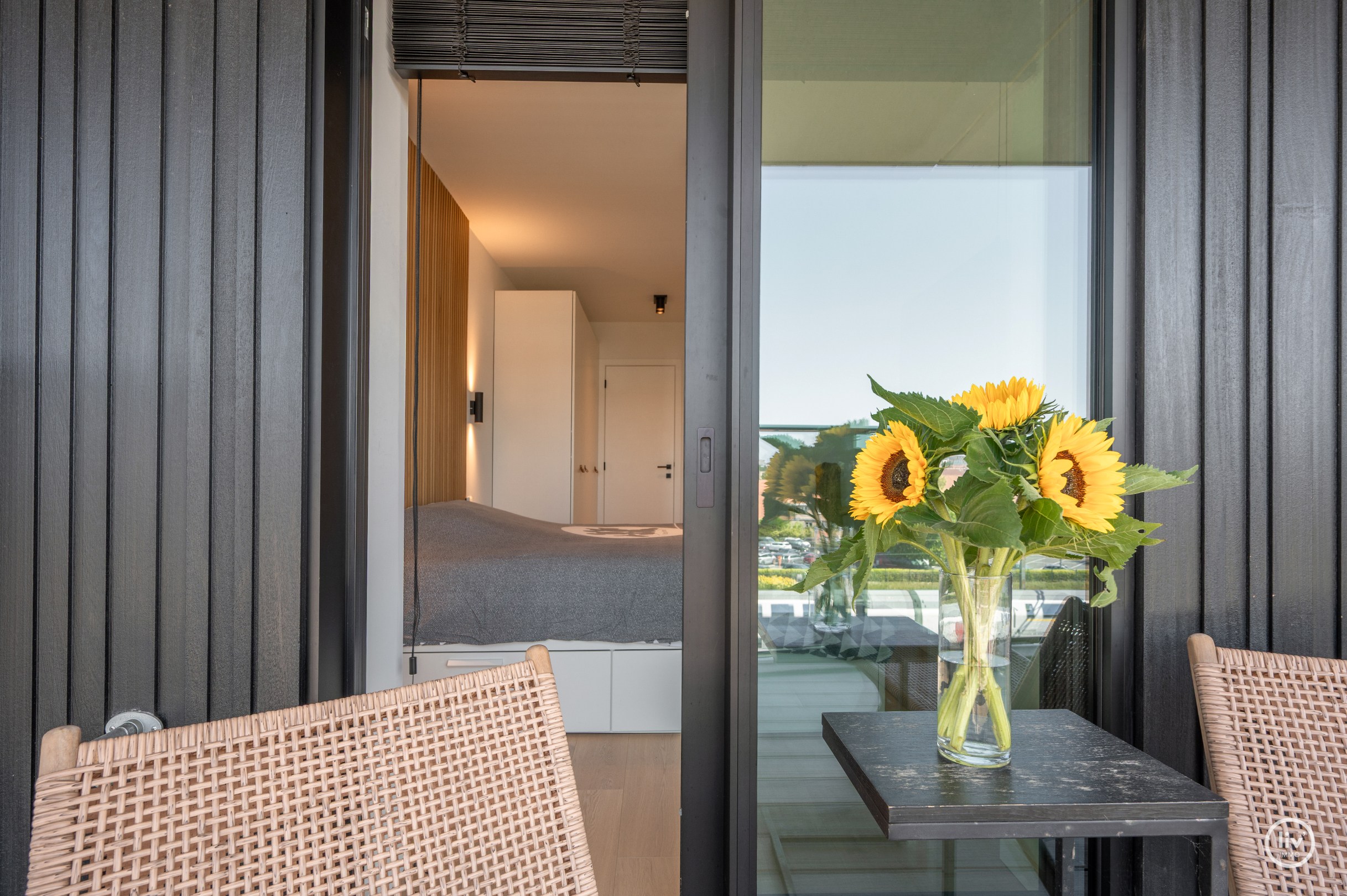 Lichtrijk appartement met groot terras te Res. Lake Garden - Duinenwater 