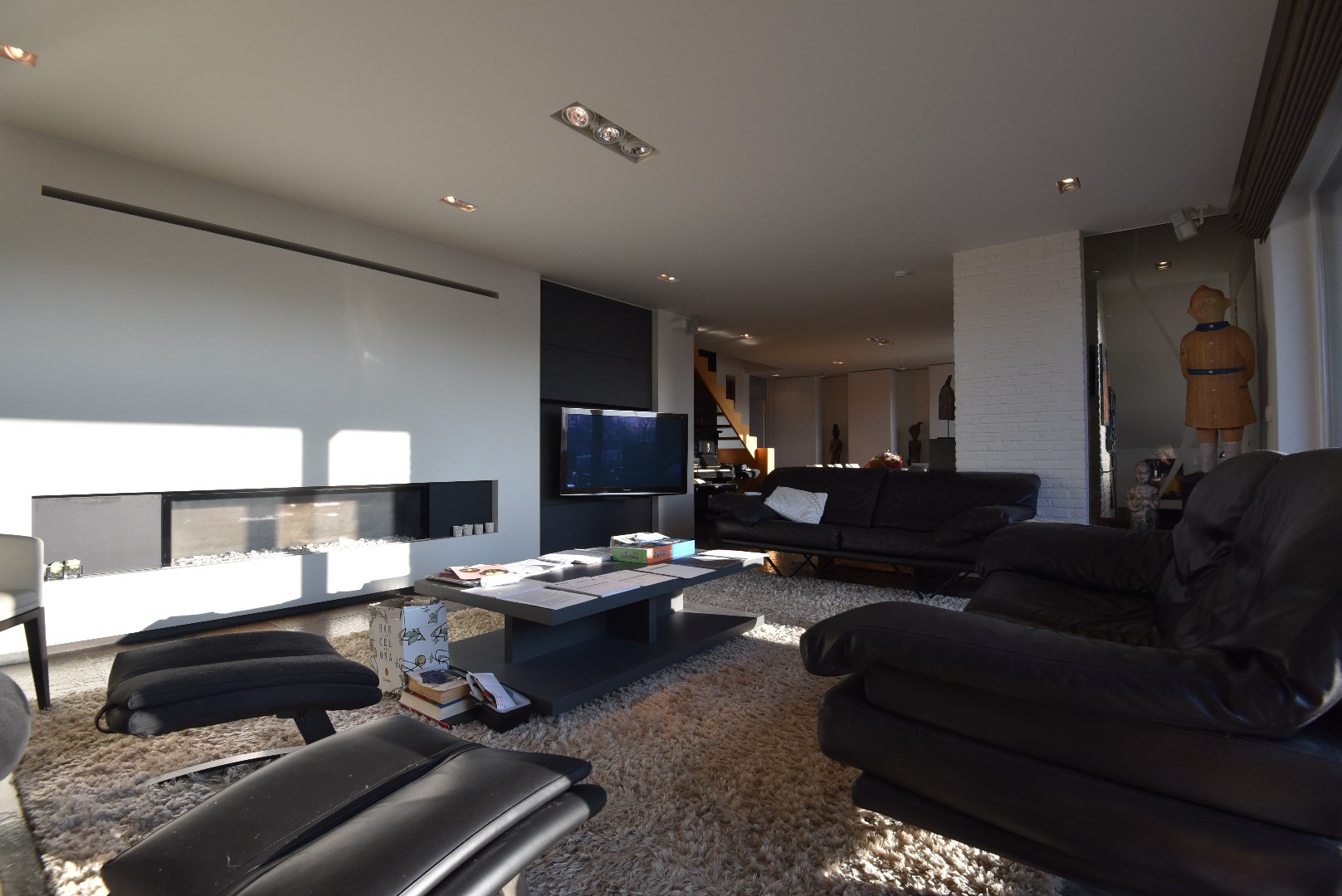 Volumineuze (9 slpks) multifunctionele woning te centrum Lembeke 