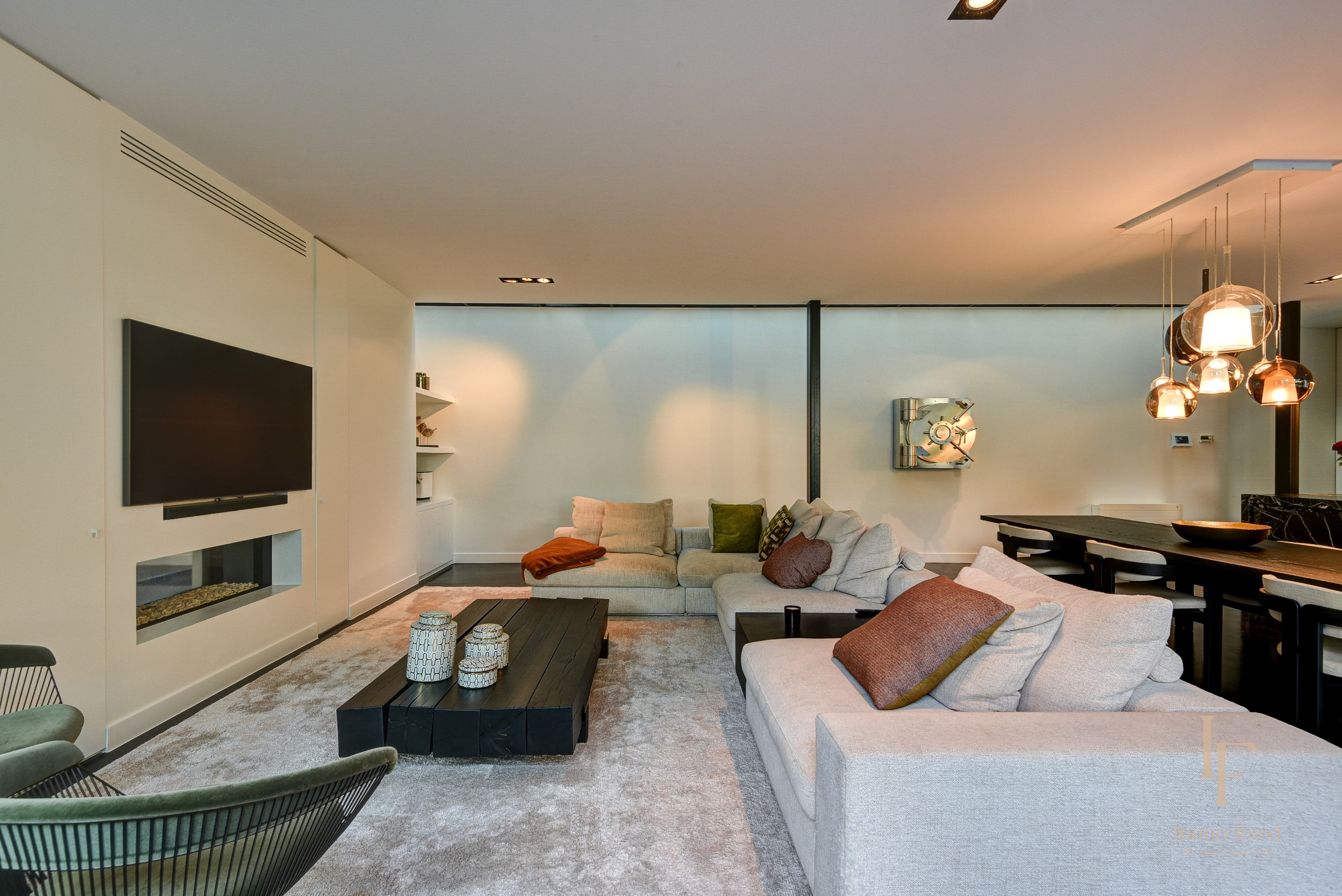 Luxe villa met 4 SLKS en praktijkruimte te SCHILDE! 