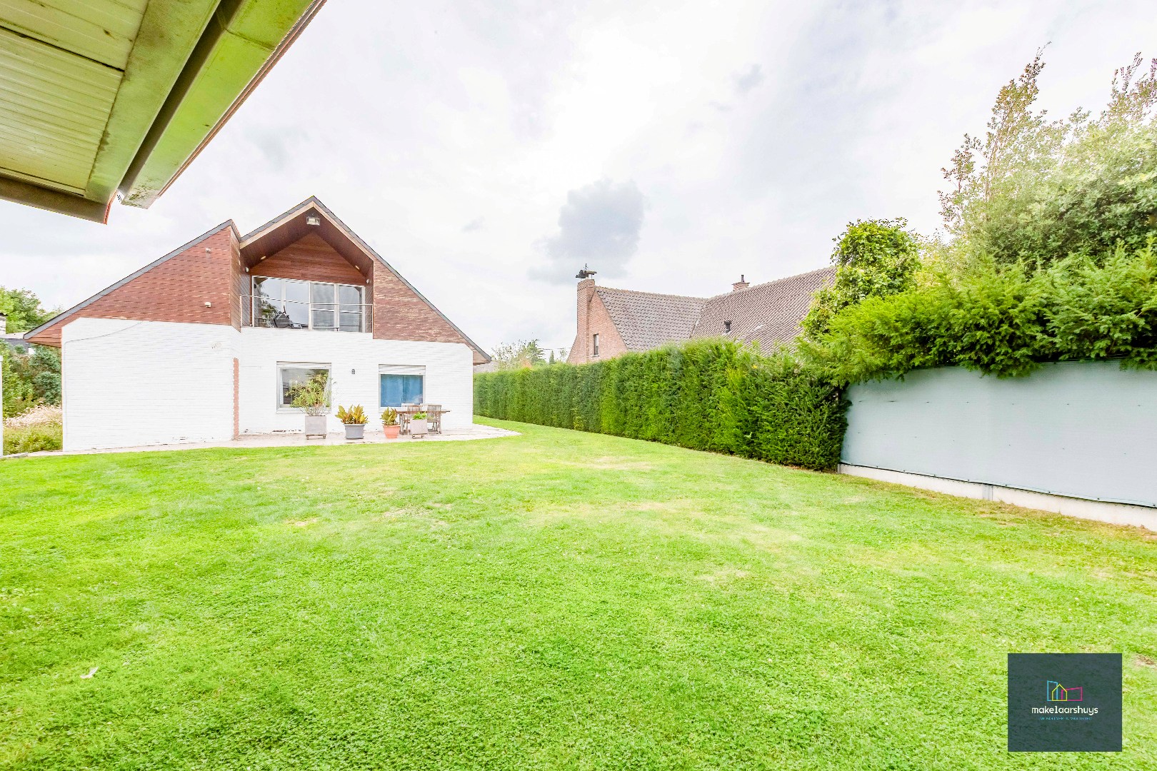 Ruime open bebouwing in Berlare op mooi perceel (897m²) 