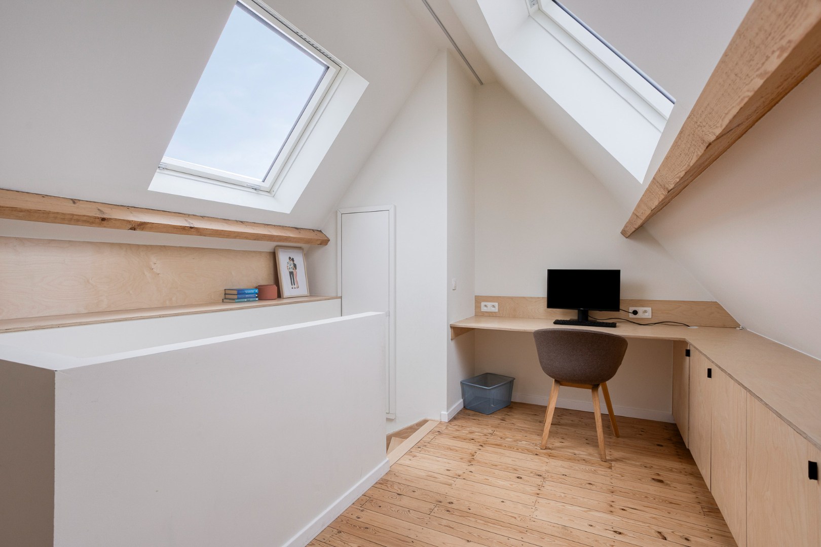 Authentieke en karaktervolle VILLA in residentiële, groene omgeving 1650 BEERSEL 