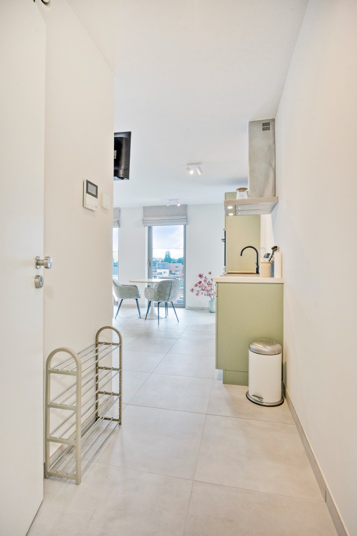 Bemeubelde studio met terras en kelderberging in het centrum van Leuven! - EPC 50 kWh/m² - bewoonbare opp. 37,5 m² 