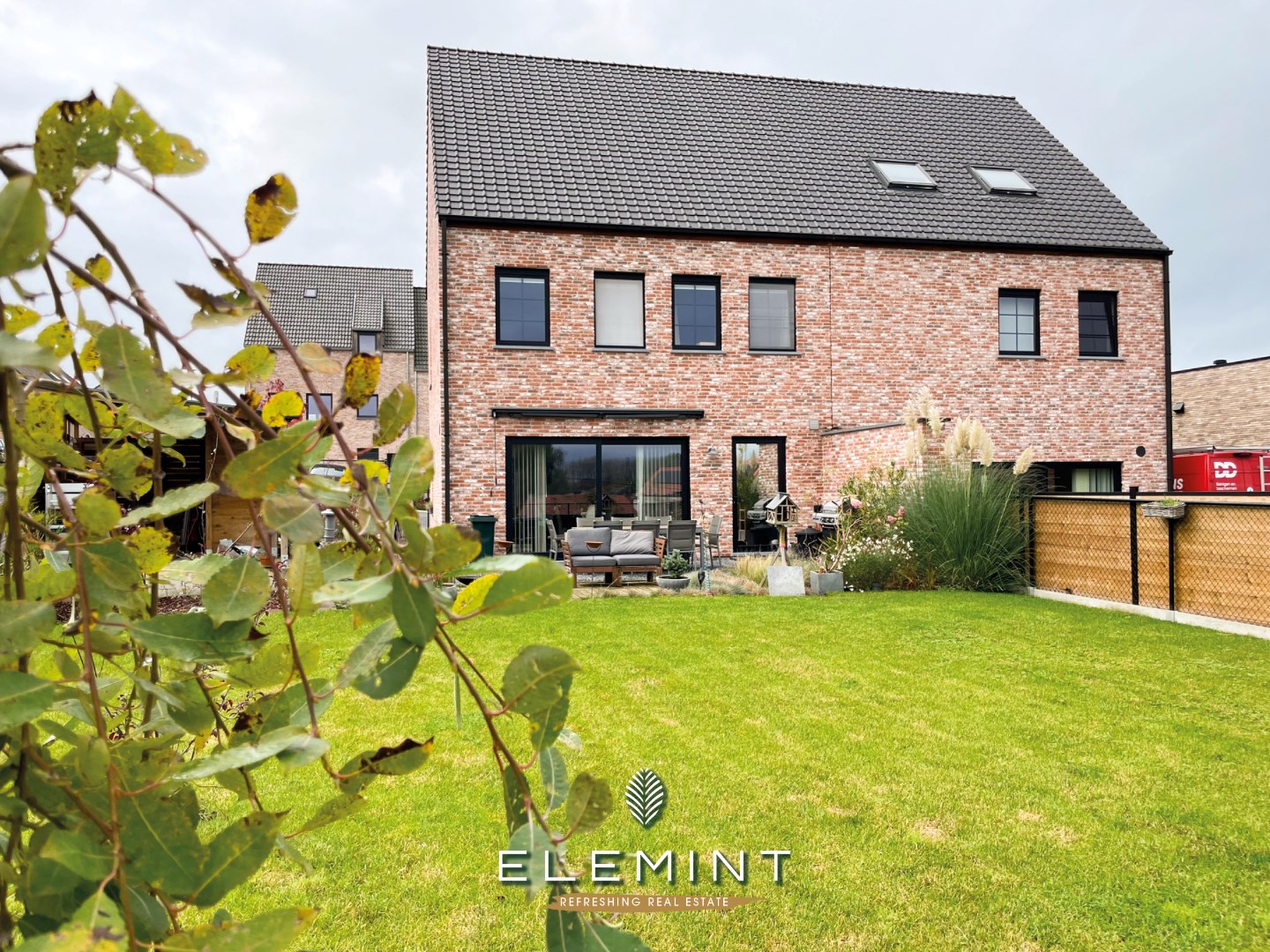 Halfopen BEN woning, rustig gelegen in het mooie Nederbrakel 