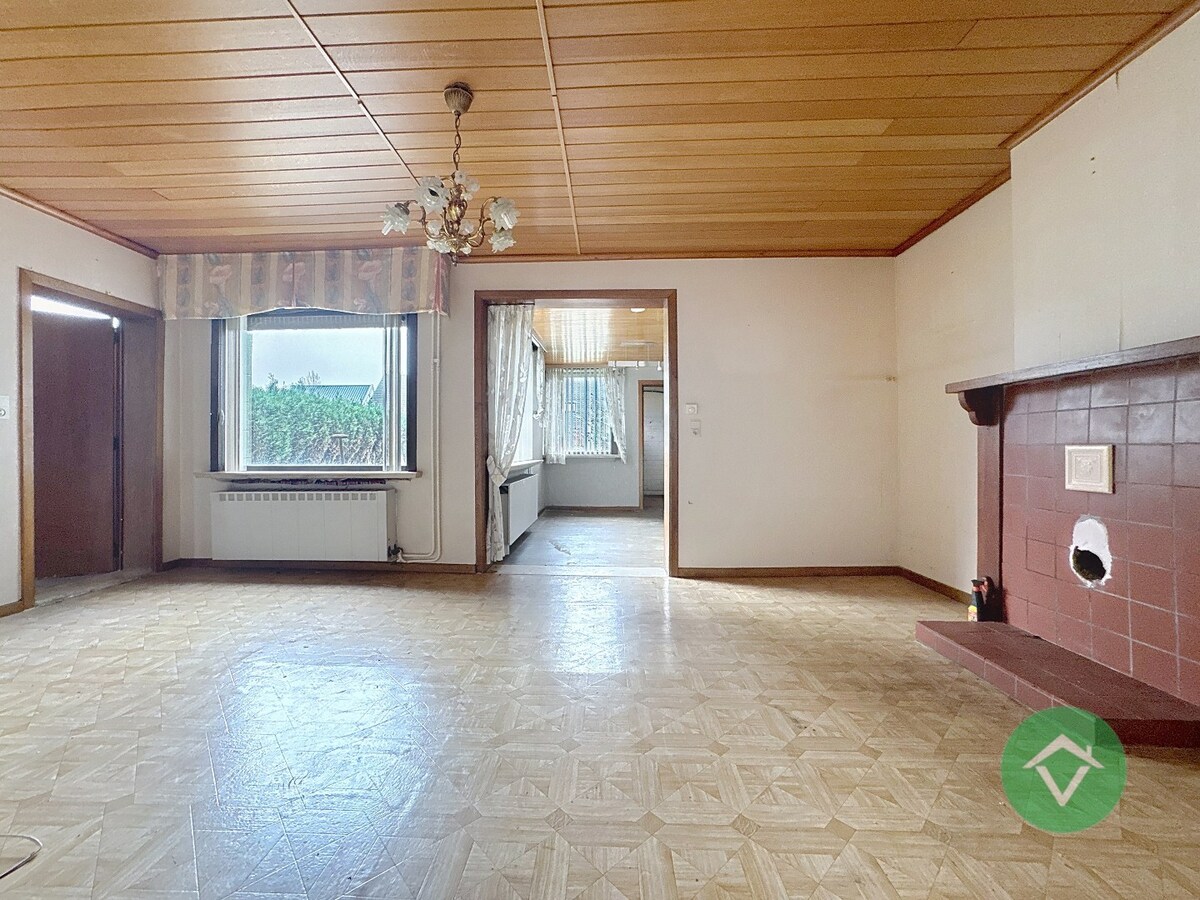 Woning met kleine loods te Gistel 