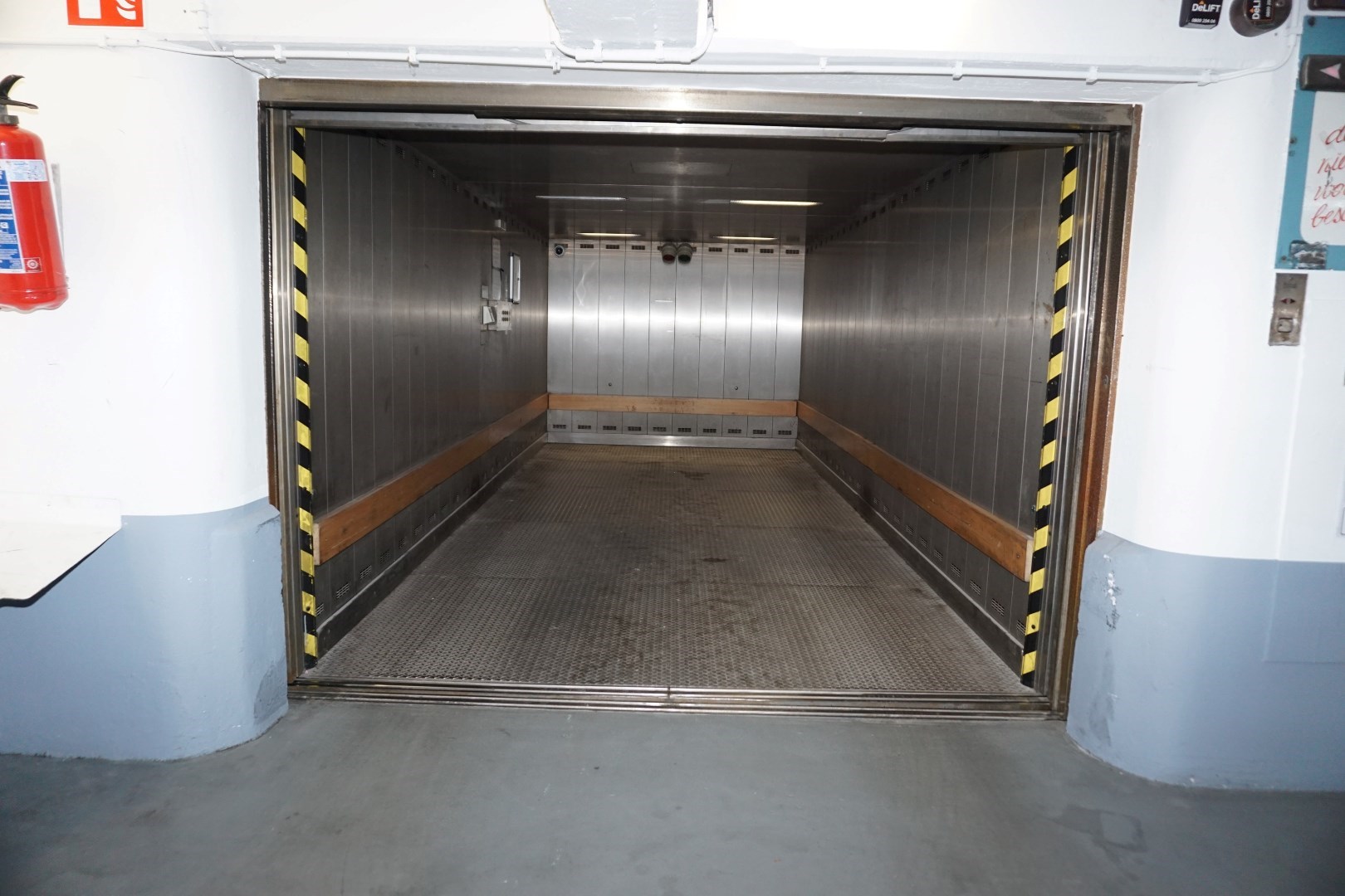 GARAGE BOX - SITUATION UNIQUE - CENTRE VILLE ! 