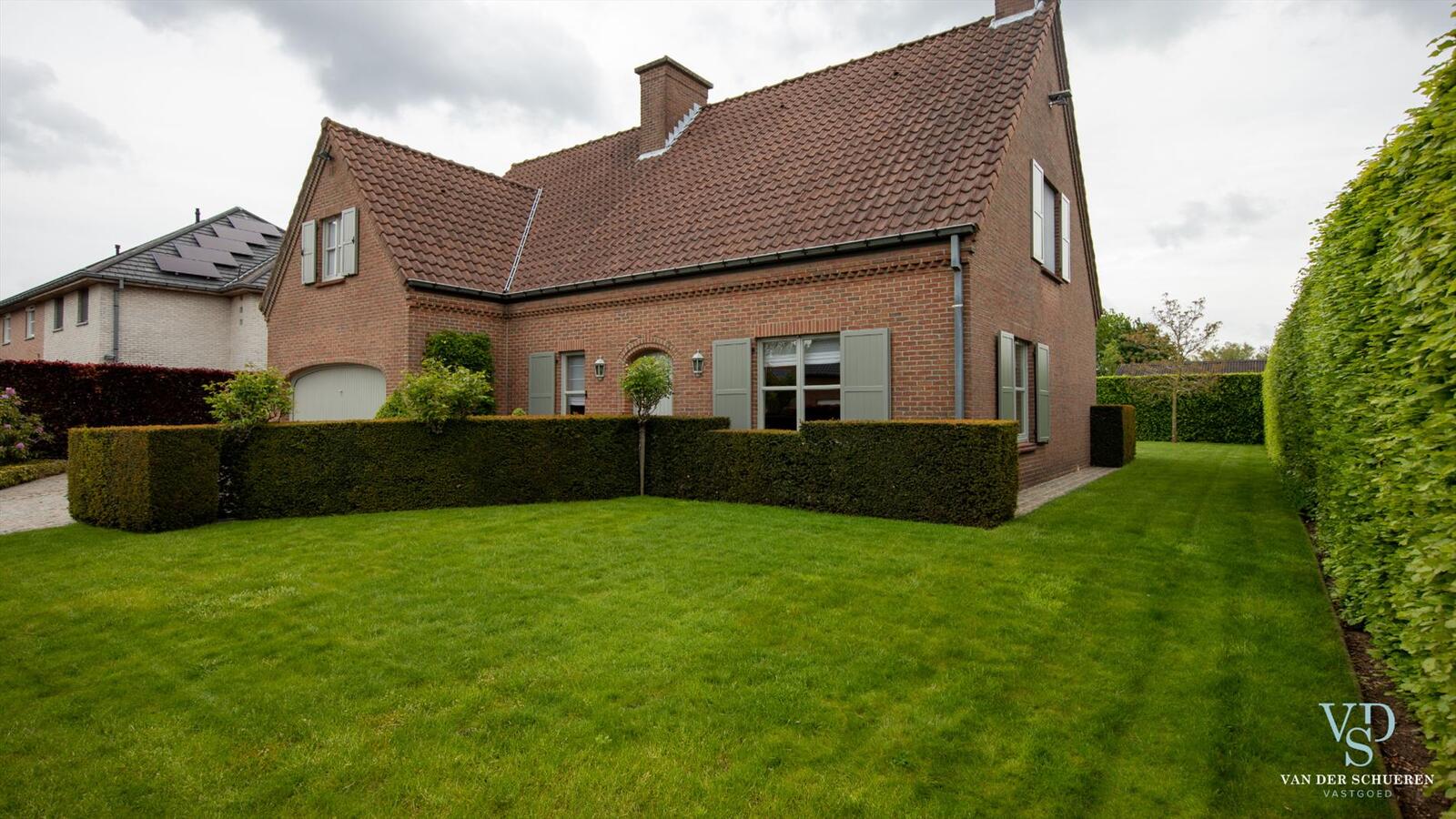 Zeer energiezuinige villa met unieke ligging (Kruisembos). 