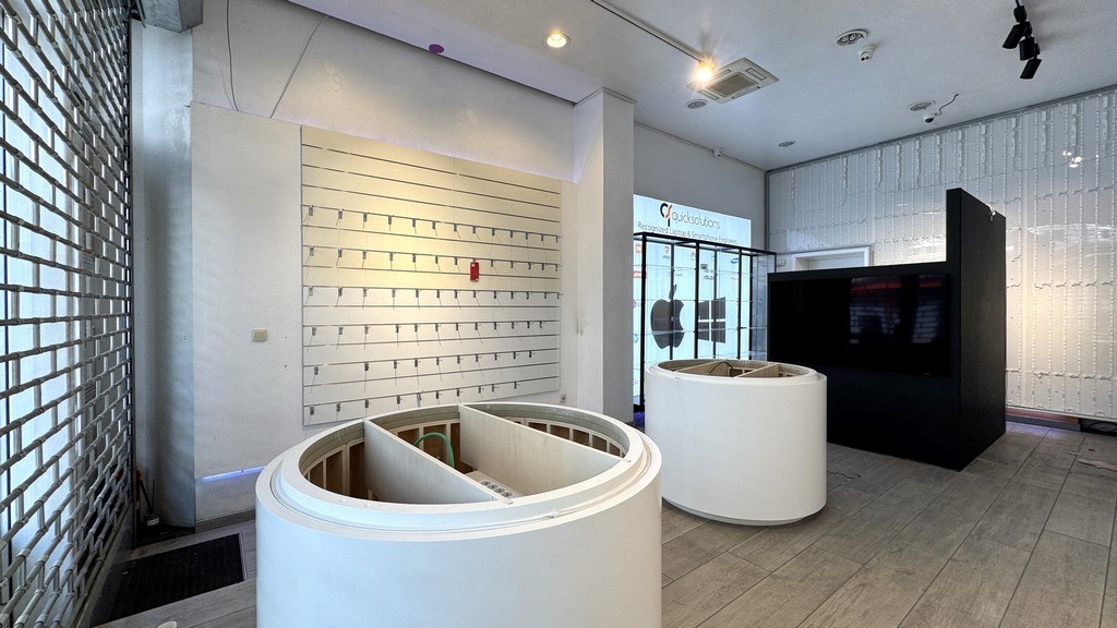 Handelsruimte te huur in herenwoning aan 't Zuid in Gent