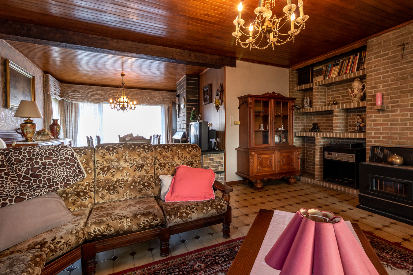 Woning met 4 slaapkamers op 840m² te Kortemark 