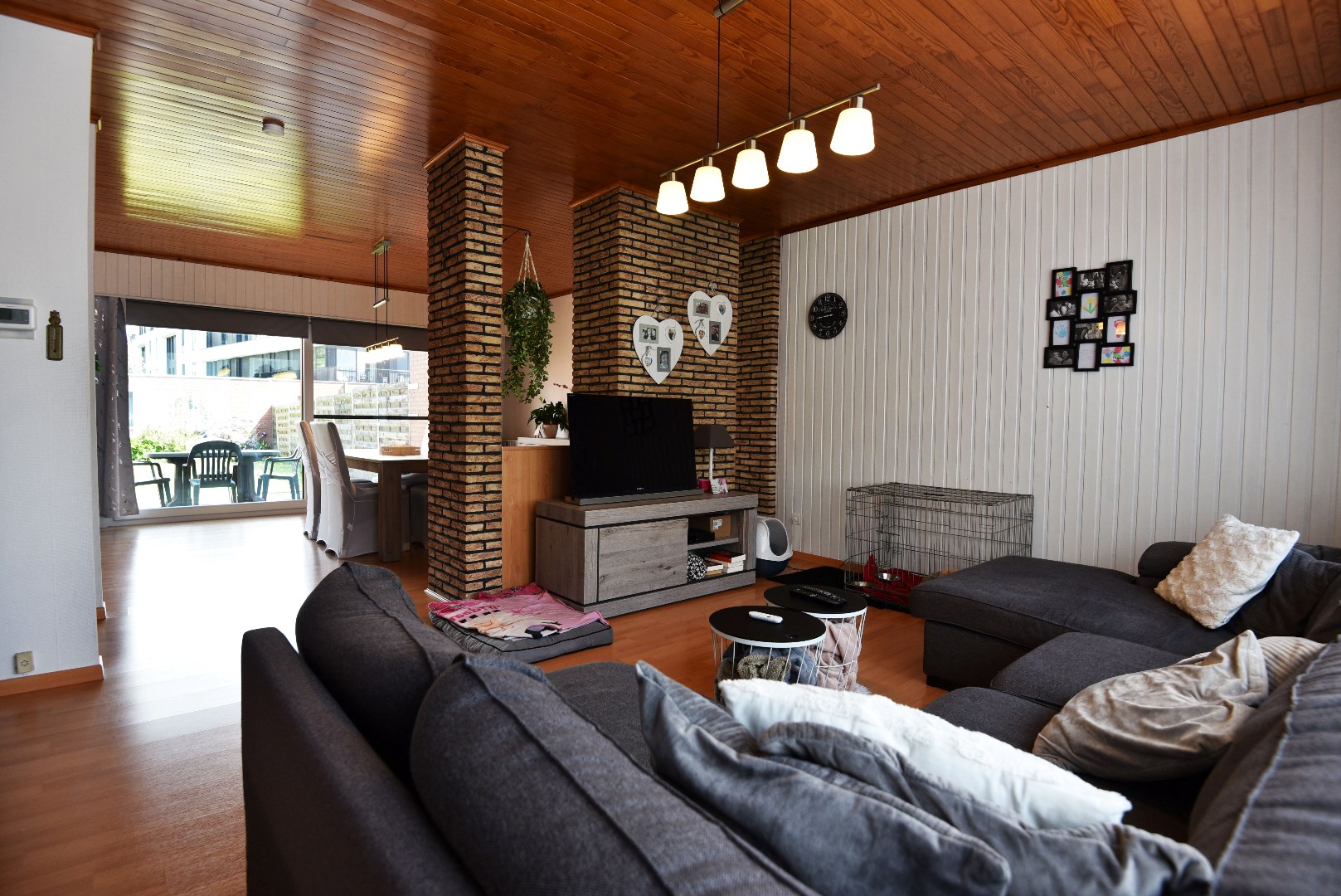 Gezinswoning 3 slpks, tuin en dubbele garage te centrum Eeklo 