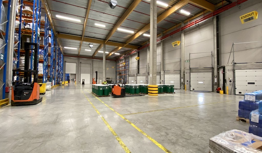 Recent logistiek magazijn te huur in IZ De Hulst Willebroek