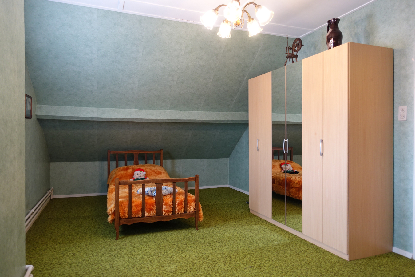 Karaktervolle villa met grote tuin op unieke locatie 