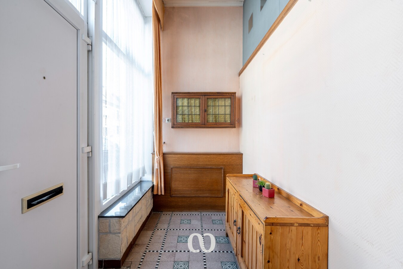 Woning met potentieel en uitstekende ligging 