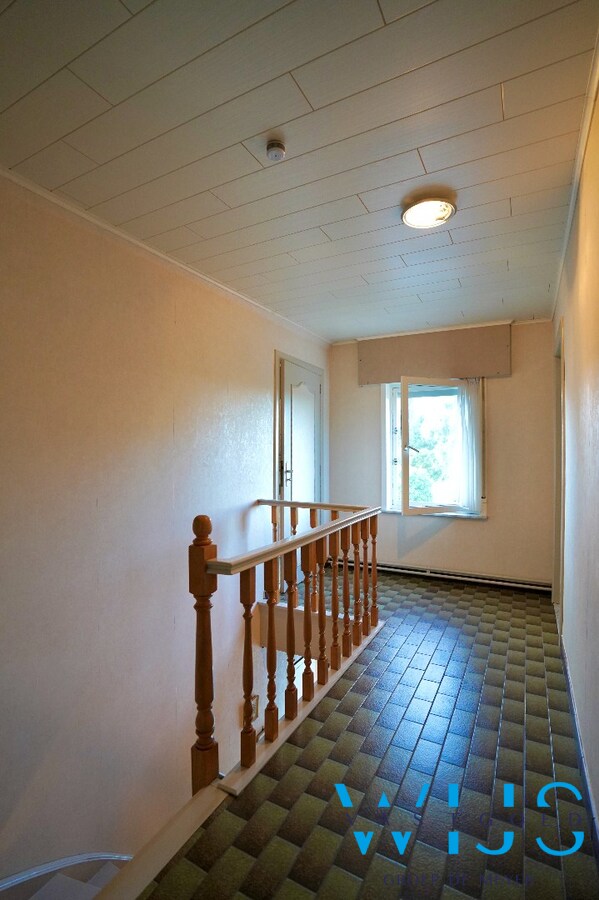 Halfopen bebouwing op mooi perceel van 951 m² te Oosteeklo 