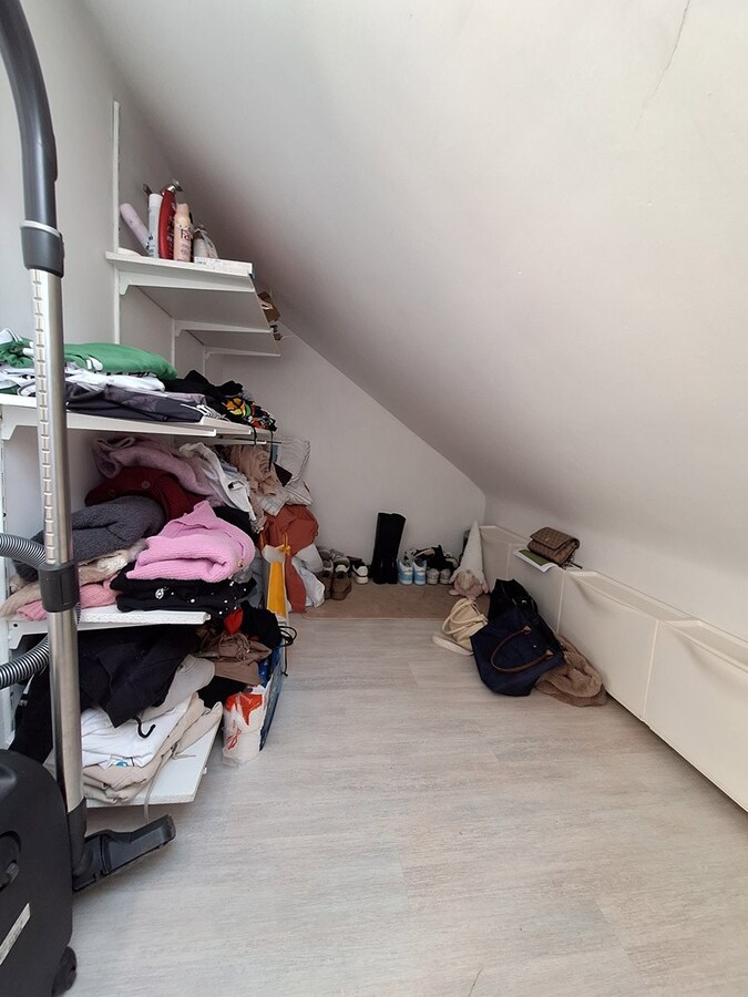 Gunstig gelegen duplex appartement te Genk 