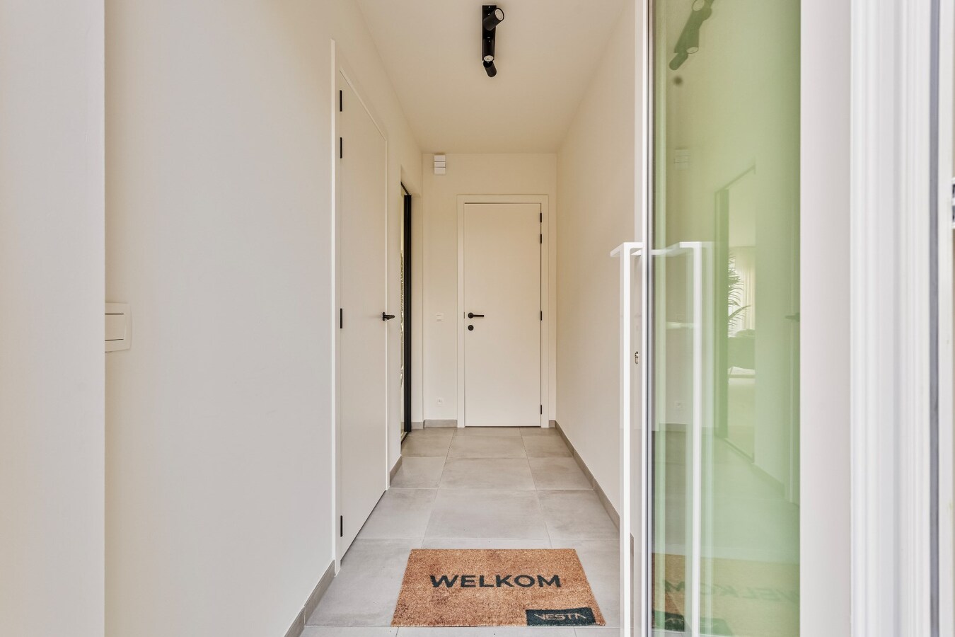 Grote instapklare woning met 3 tot 5 slaapkamers 