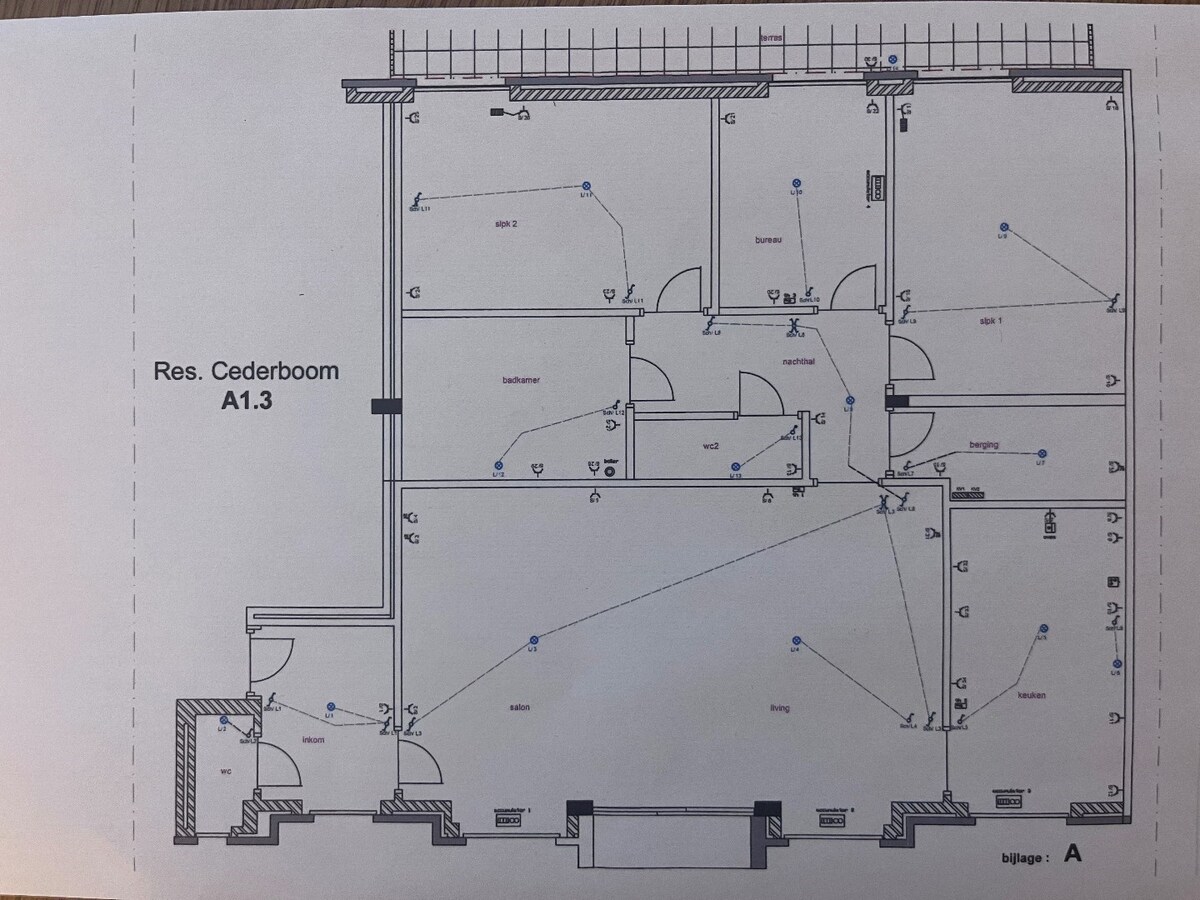 Bijzonder goedgelegen, ruim 3-slaapkamer-appartement met riant zonneterras 
