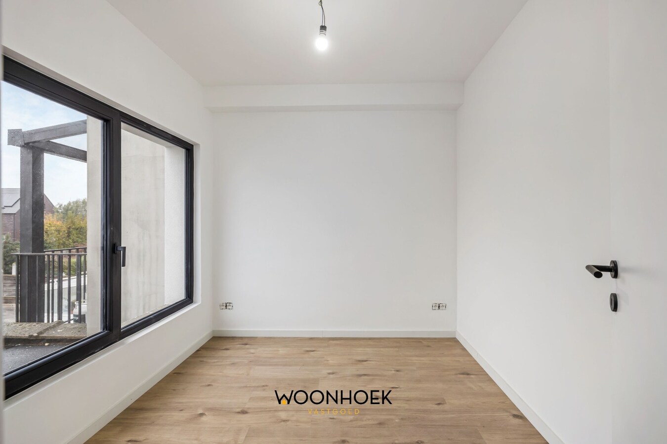 Gerenoveerde, 4-slpk woning met 2 badkamers en tuin! 