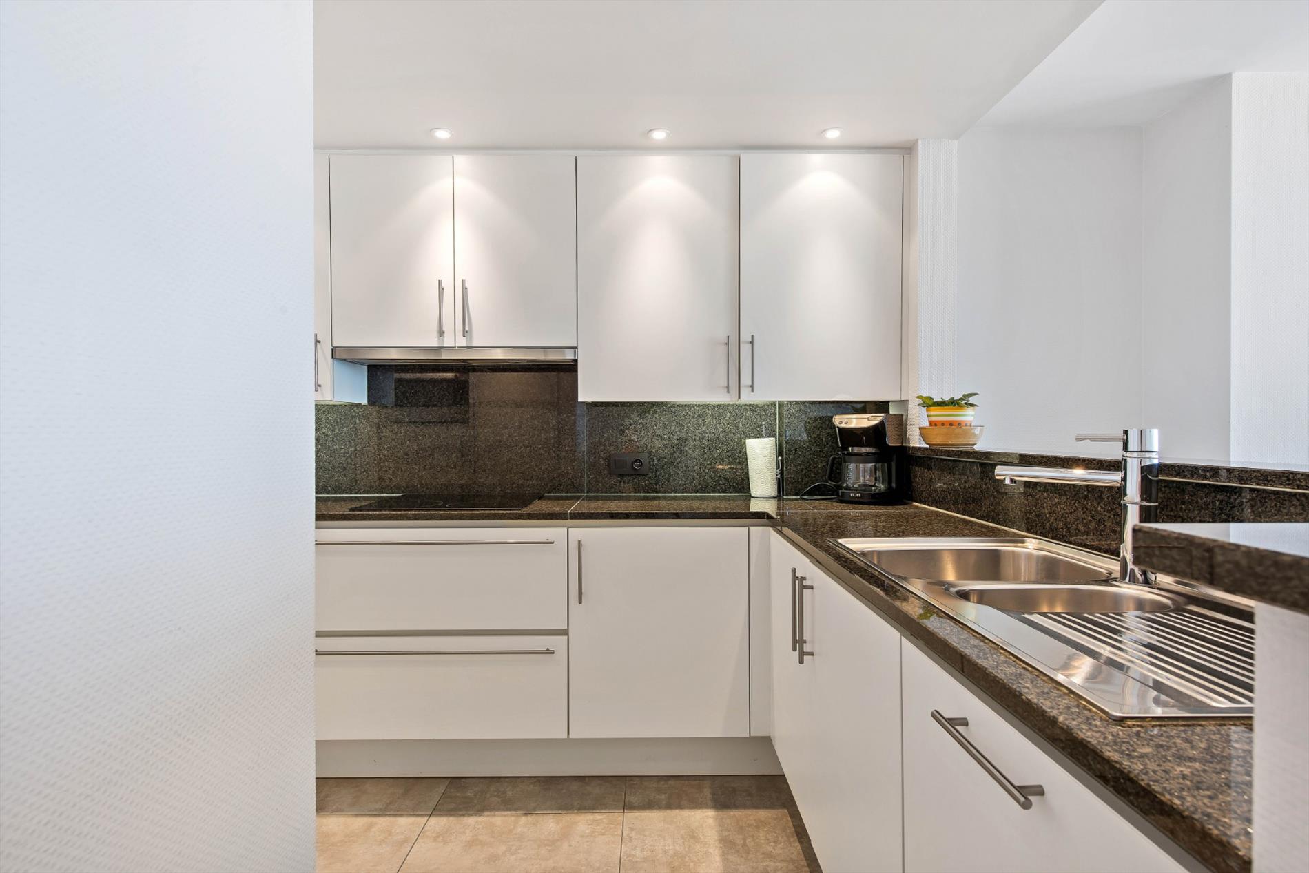 APPARTEMENT DE VACANCES  (LOC. SAISONNIERE) 