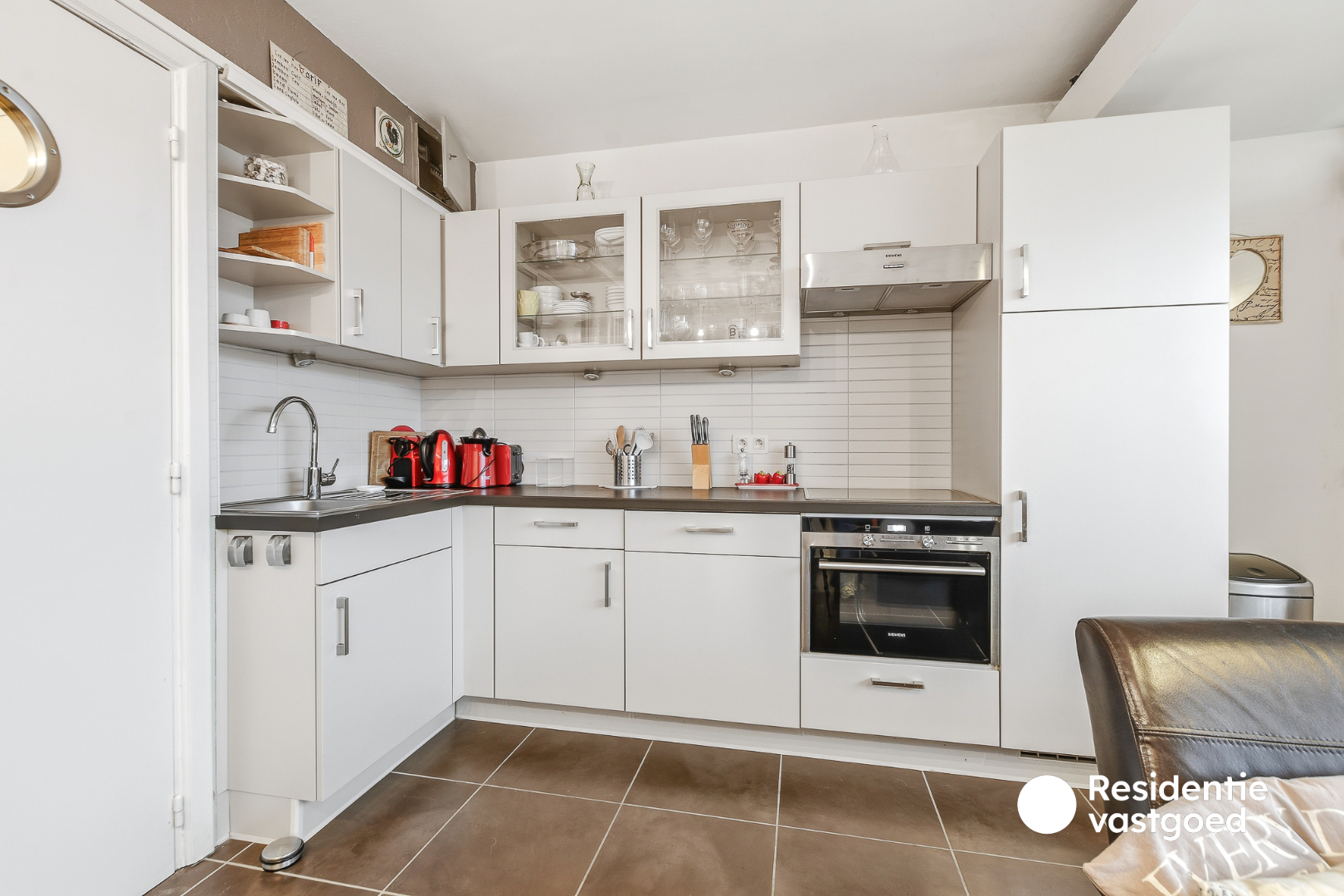 Gemeubeld éénslaapkamerappartement met terras en kelderberging in Park Atlantis, De Haan 