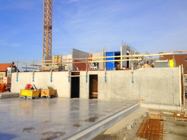 Nieuwbouwproject met zicht op het water 