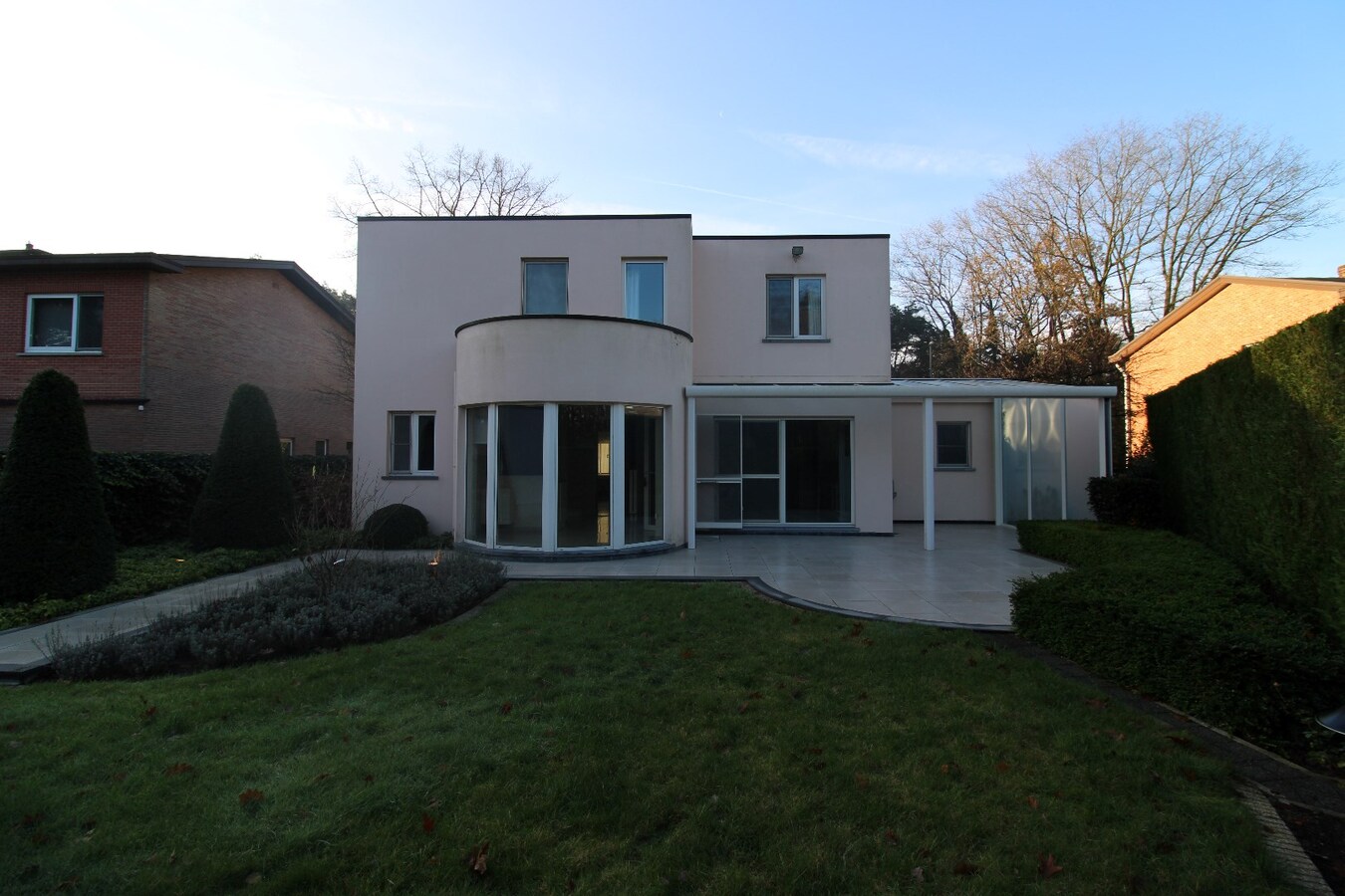 Zeer goed onderhouden woning met 3 slaapkamers 