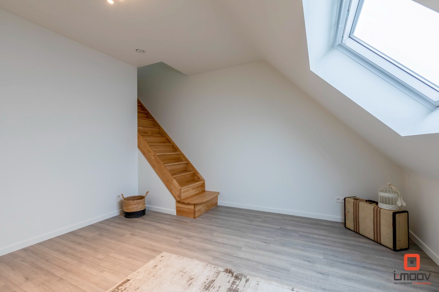Ruime, zeer recente woning in rustige buurt 