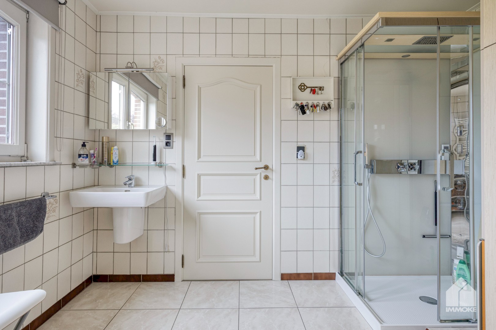 Stijlvol landhuis op 14a 88ca met aangrenzend weiland van 35a 5ca. 