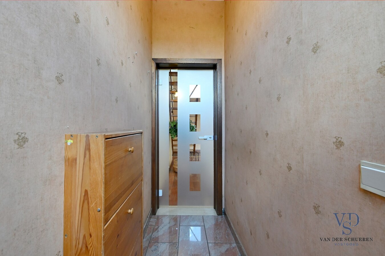 Knusse starterswoning met koertje 