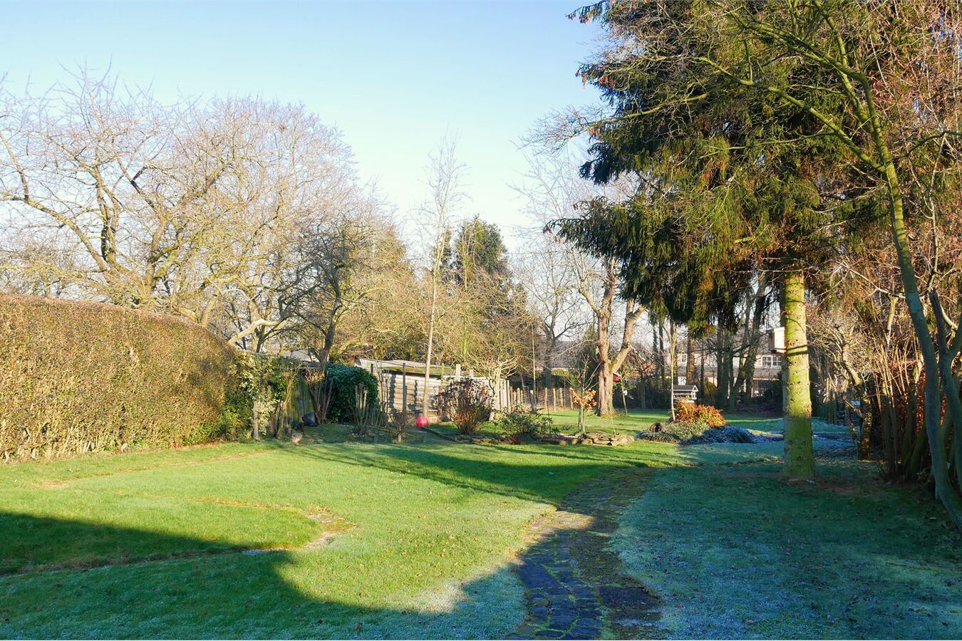 Tof gerenoveerde woning op 1245 m² vlakbij Maastricht 