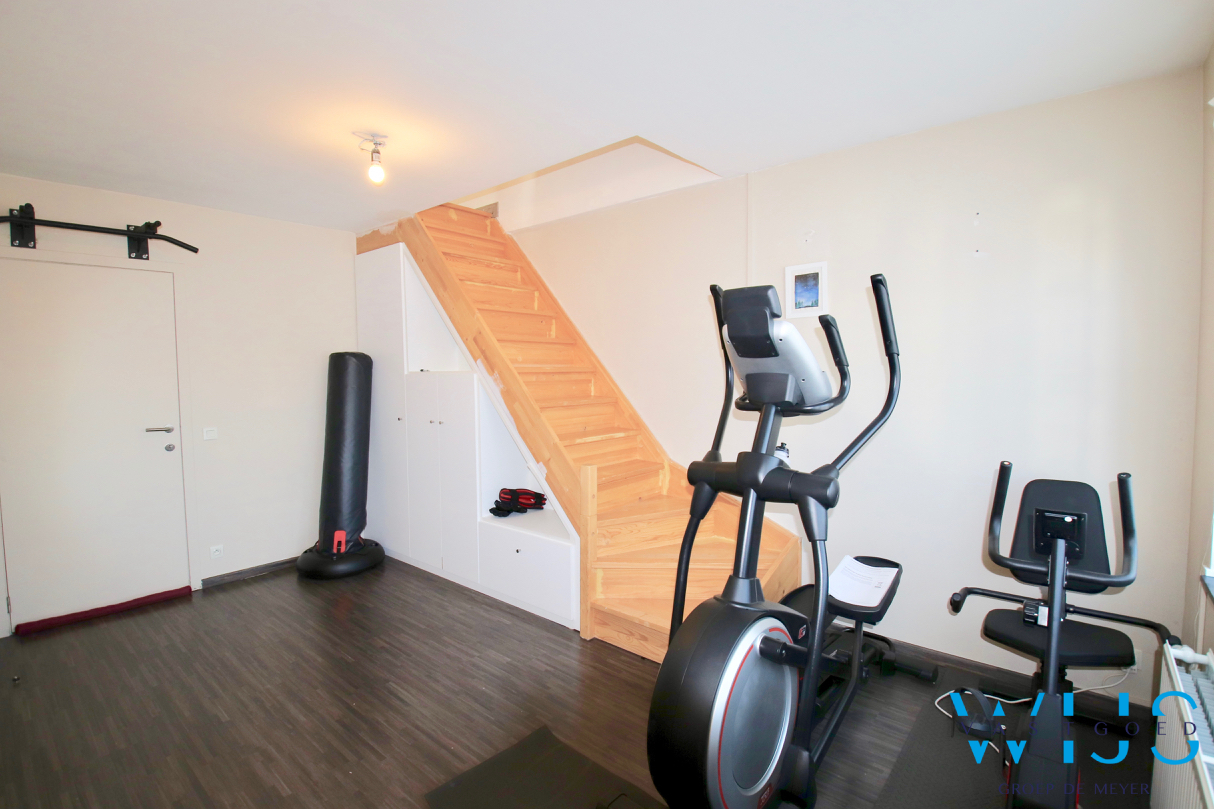 Instapklare woning met 4 slaapkamers ! 